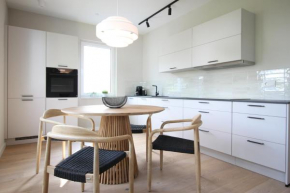 Ferienwohnung Strom Acht - modern frisch inkl Stellplatz, Balkon - 200m zum Alten Strom, Warnemünde